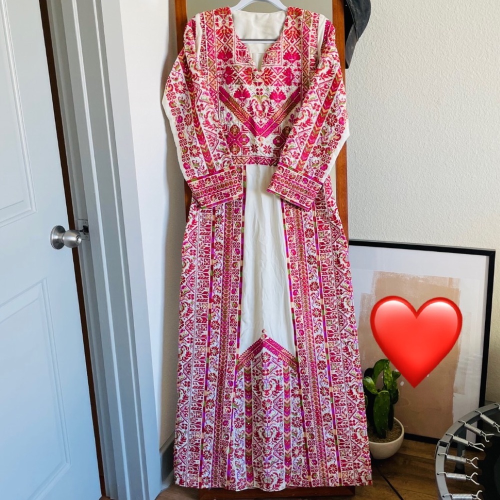 New Custom Made White & Red Palestinian Thobe